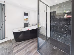 Photo 24- click for photo gallery